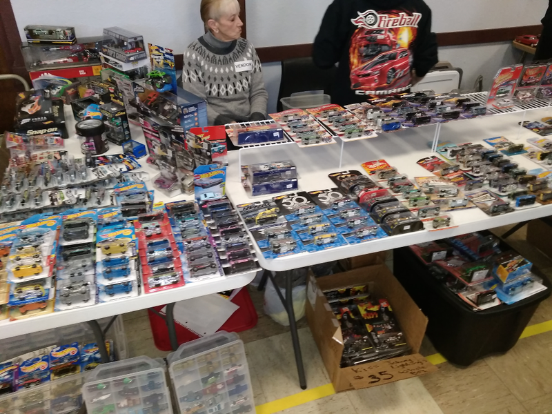 Illustration for article titled AP's Mega-HAWL: Old Toy Show 2019 Bennington Vermont + Mall Detour...
